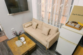 Ha Noi, 3 Bedrooms, Big Balcony, Super Location, Central